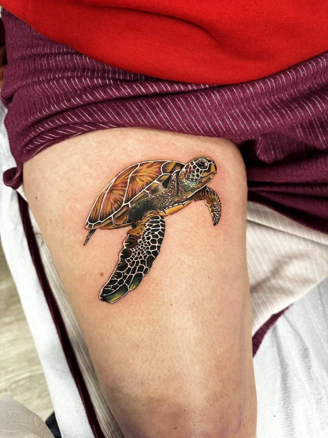 Color Realism realistic green sea turtle tattoo on thigh by 2bit (Chris Curren) at Lost at Sea Tattoo, Chinatown, Honolulu